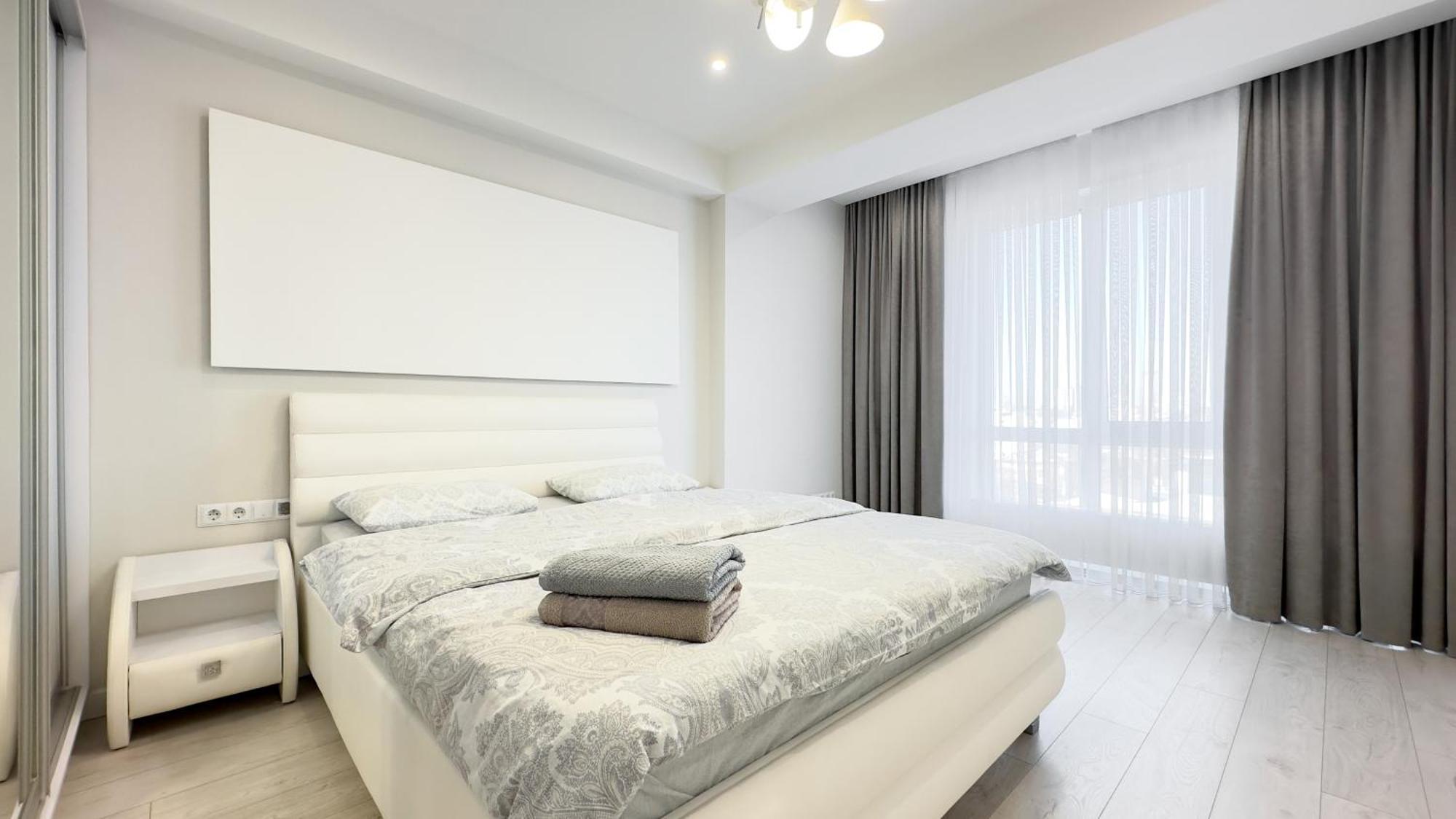 Tourist Grand Ismail Apartments Chişinǎu Buitenkant foto