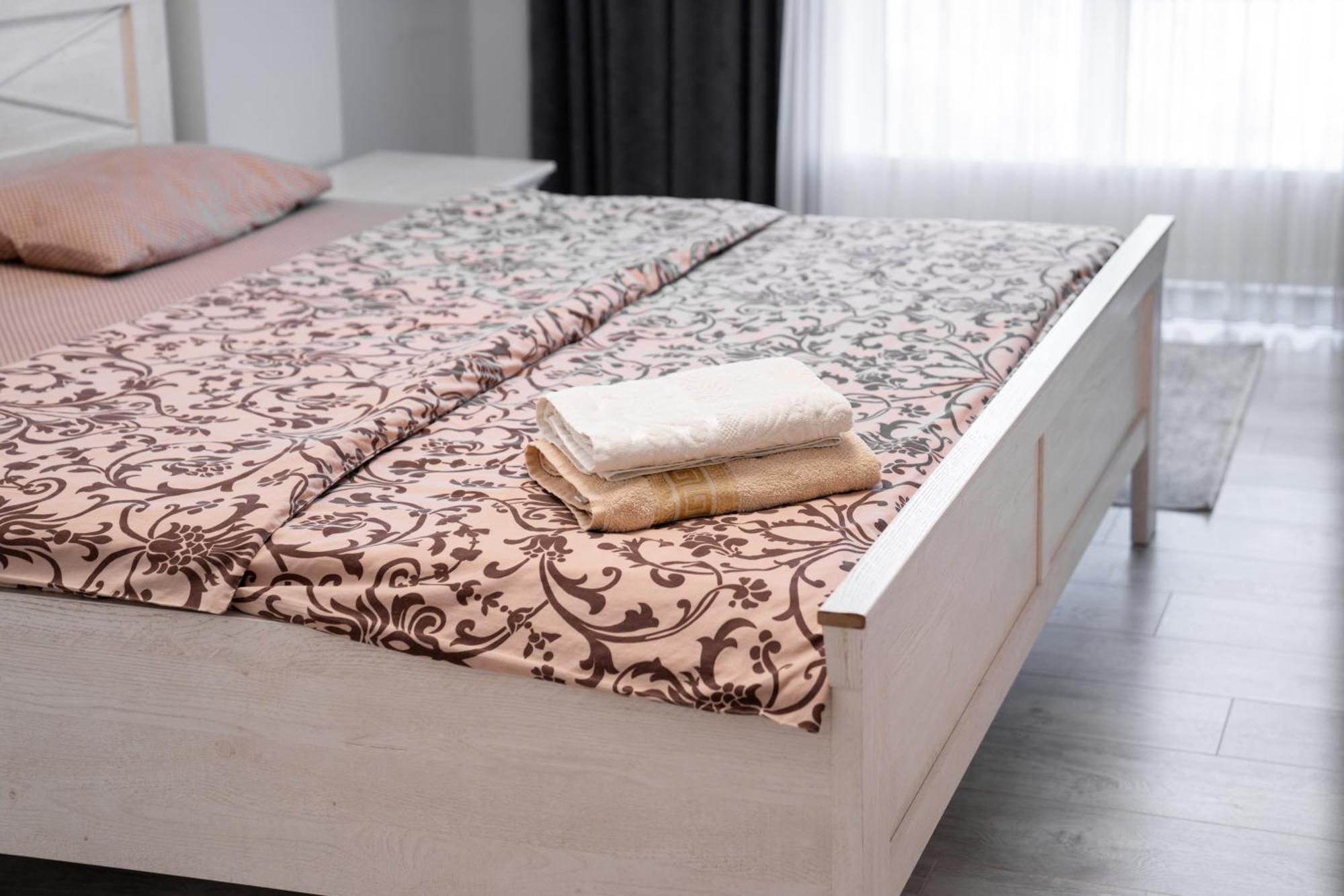 Tourist Grand Ismail Apartments Chişinǎu Buitenkant foto
