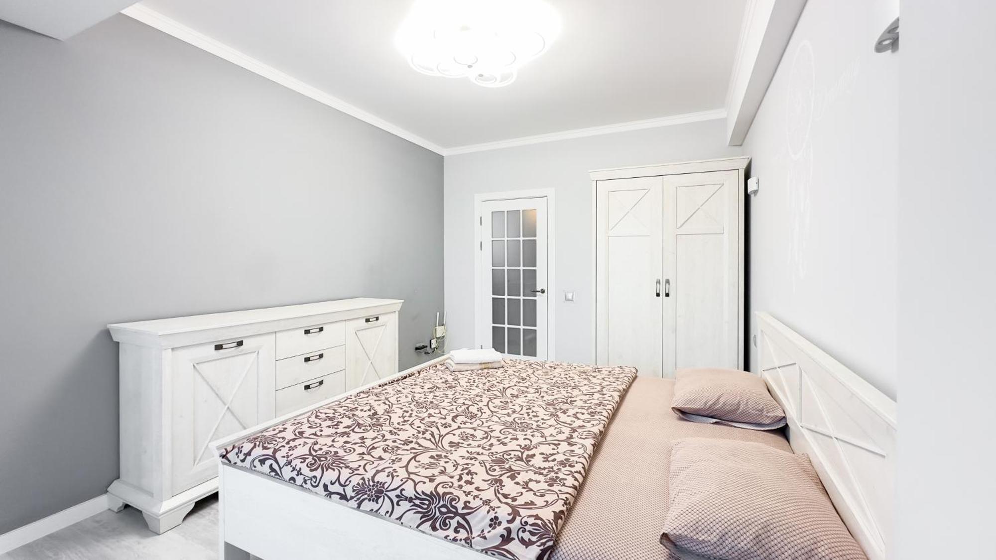 Tourist Grand Ismail Apartments Chişinǎu Buitenkant foto