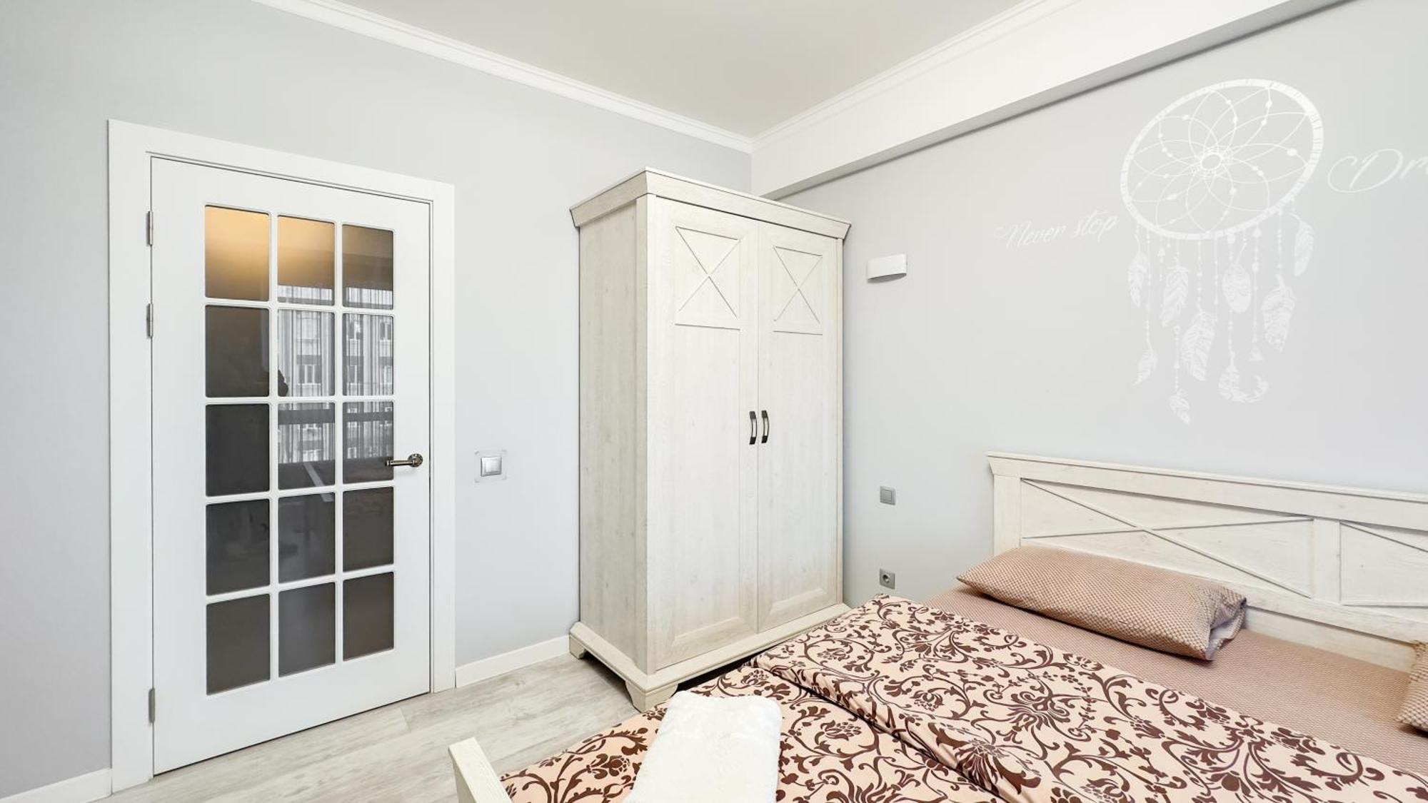 Tourist Grand Ismail Apartments Chişinǎu Buitenkant foto